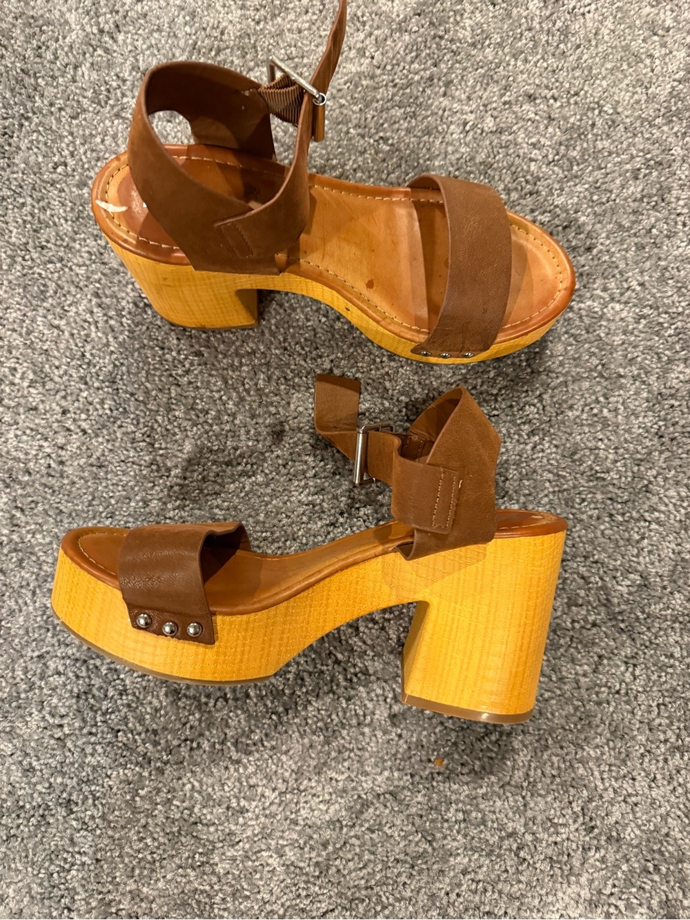 MIA Brown Faux-Wood Platform Block Heel Sandals